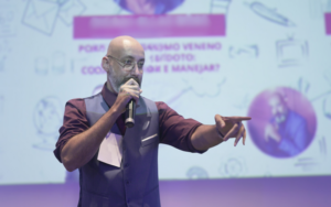 Psicólogo em Porto Alegre – Atendimento Presencial e Online com Carlos Almada